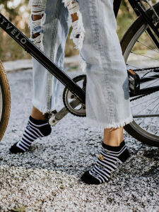 Lustige Dedoles Cats and Stripes Knöchelsocken