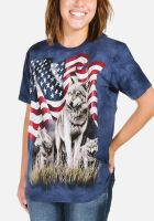 Patriotic T-Shirt Wolf Flag